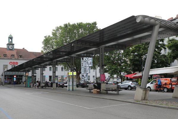 Flugdachsanierung am Bahnhofsplatz