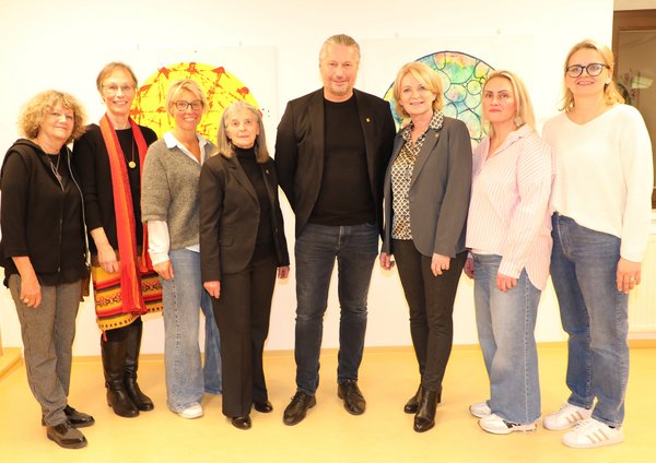 20 Jahre Interreligiöser Dialog in Krems mit Ausstellungsteam im Jugend Kulturraum Krems