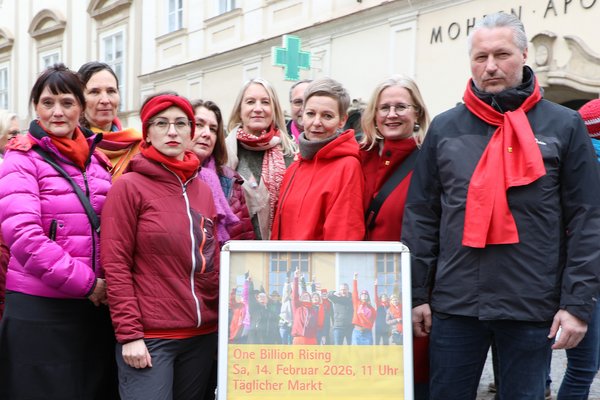 One Billion Rising - ein Protesttanz gegen Gewalt an Frauen in Krems