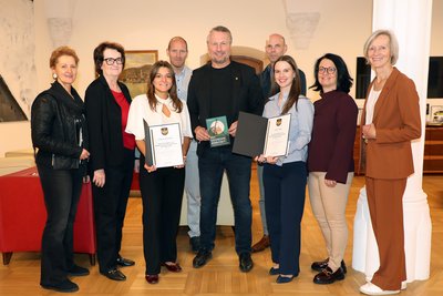 Zeitgeschichte-Förderpreis im Bürgermeisterzimmer an Maturantinnen vergeben