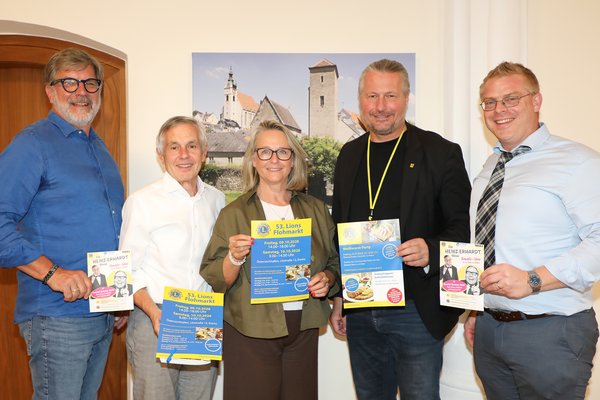 Antrittsbesuch des Vorstands im Rathaus: Hilfe für Schulkinder im Fokus