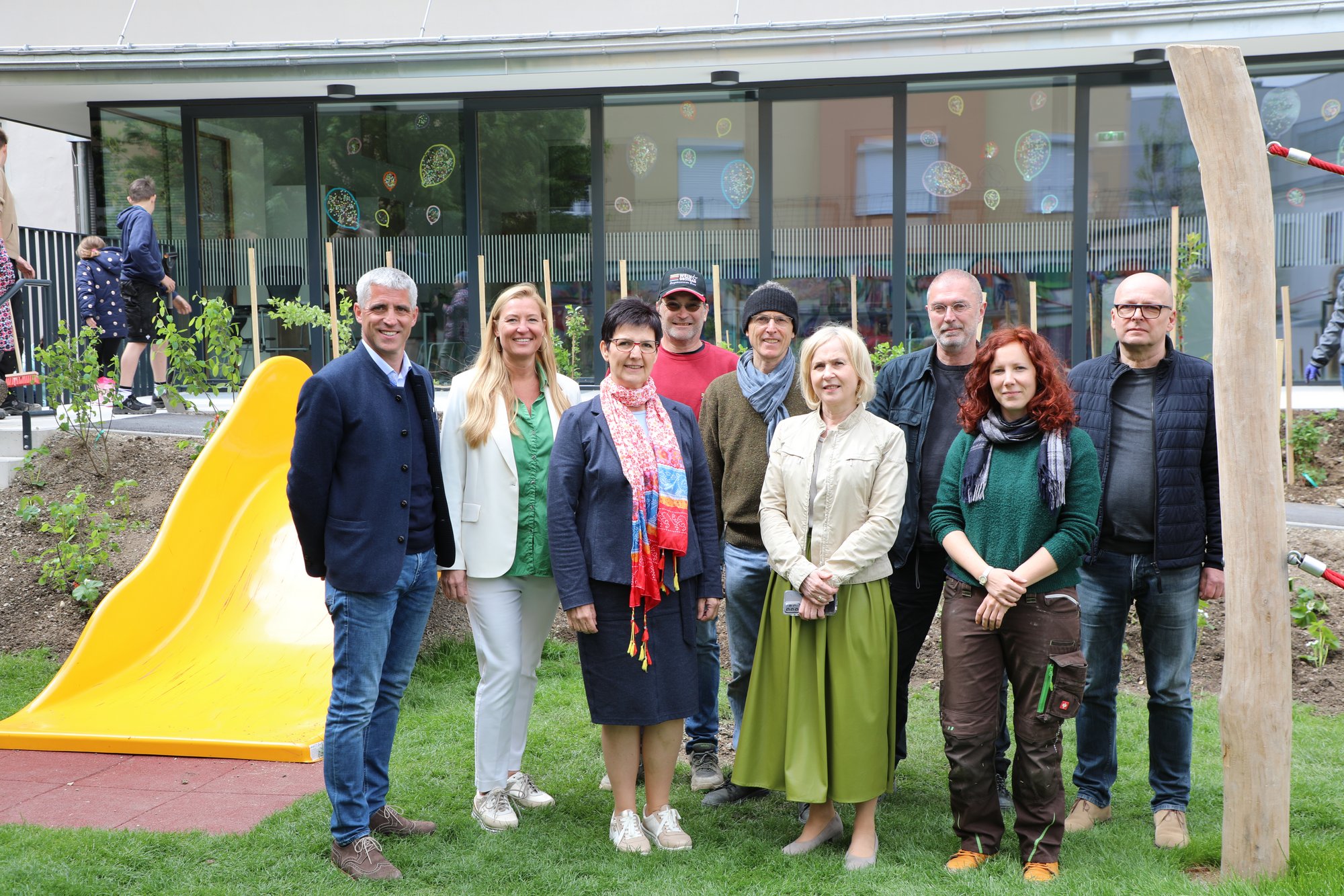 Essbarer Schulhof in der Volksschule Hafnerplatz 