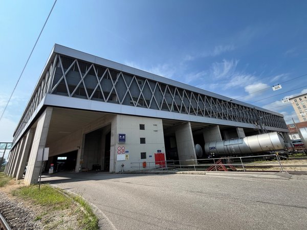 Parkdeck am Kremser Bahnhof