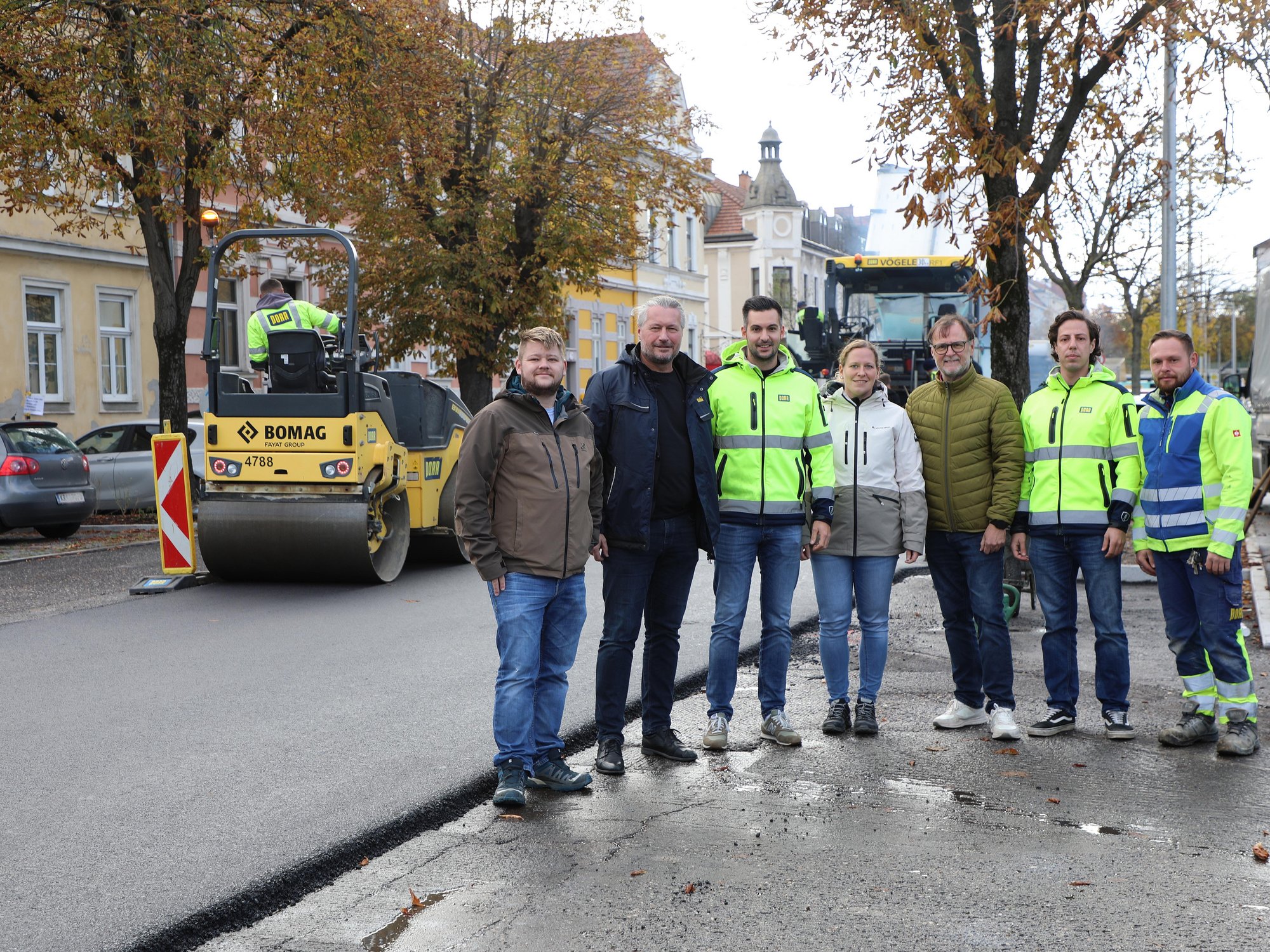 Baustelle Austraße Asphaltierungsarbeiten