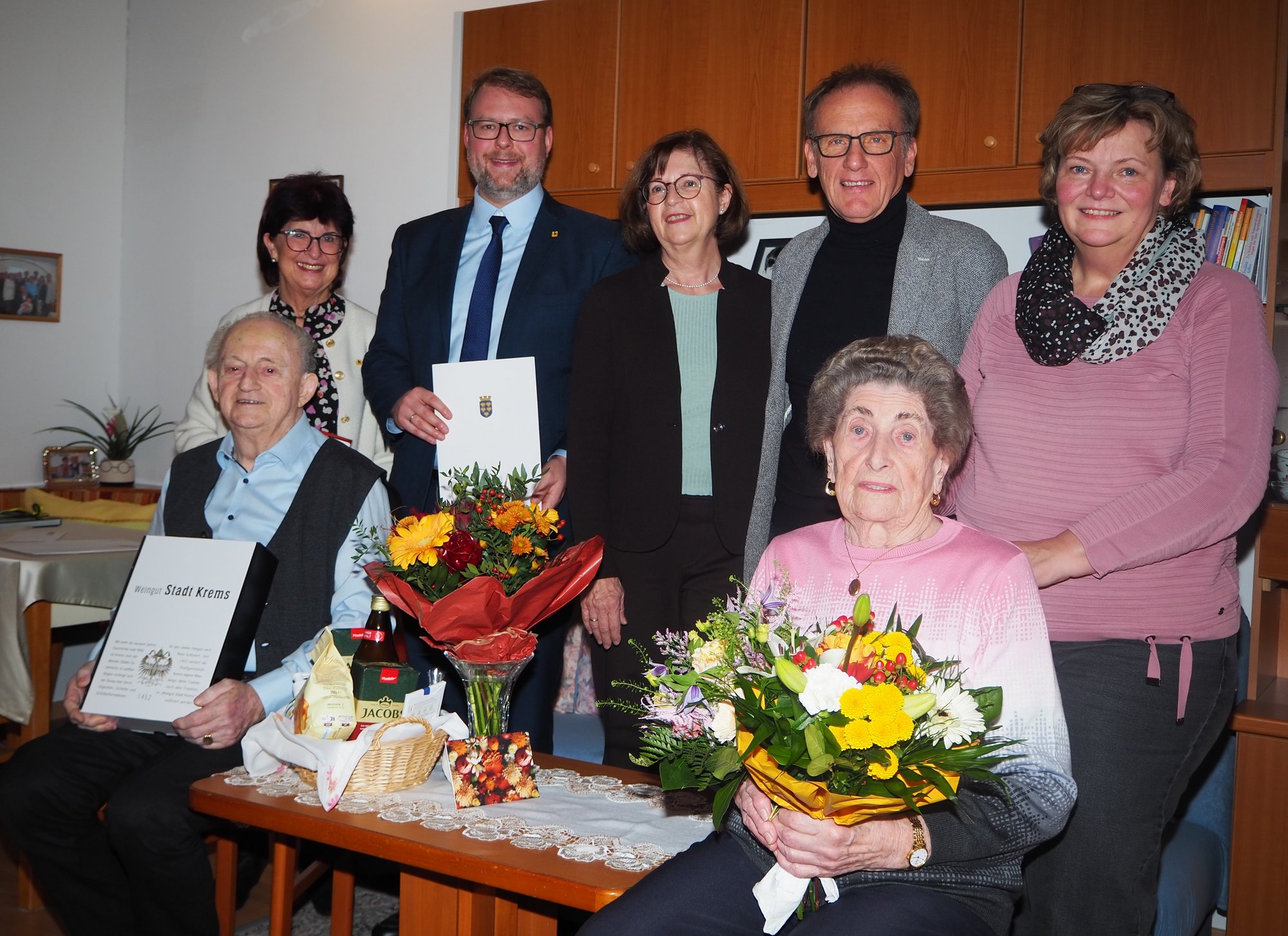 Vizebürgermeister Florian Kamleitner gratulierte Josefa und Leopold Kalteis zur Gnadenhochzeit.