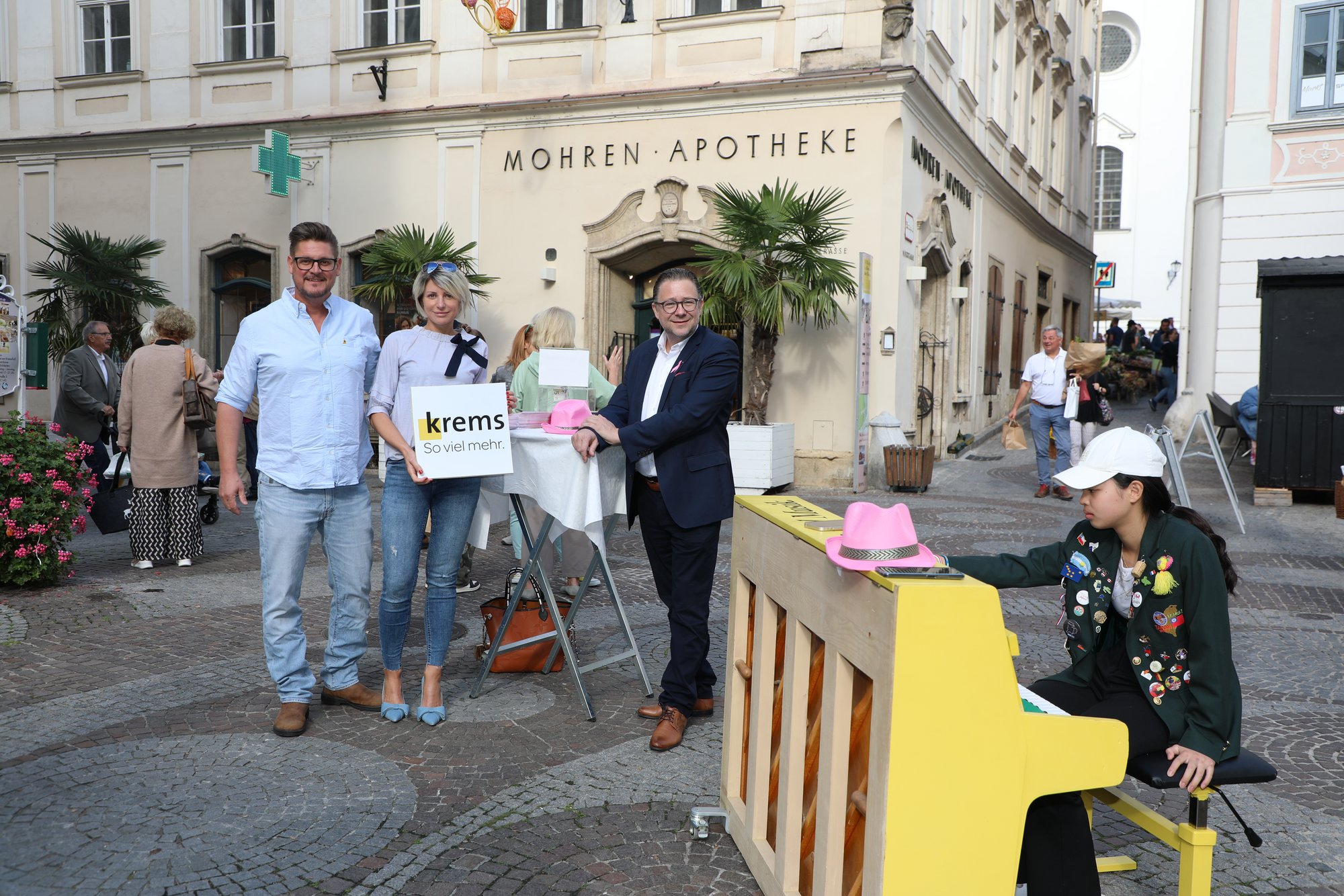 Krems unterstützt Pink-Ribbon-Aktion