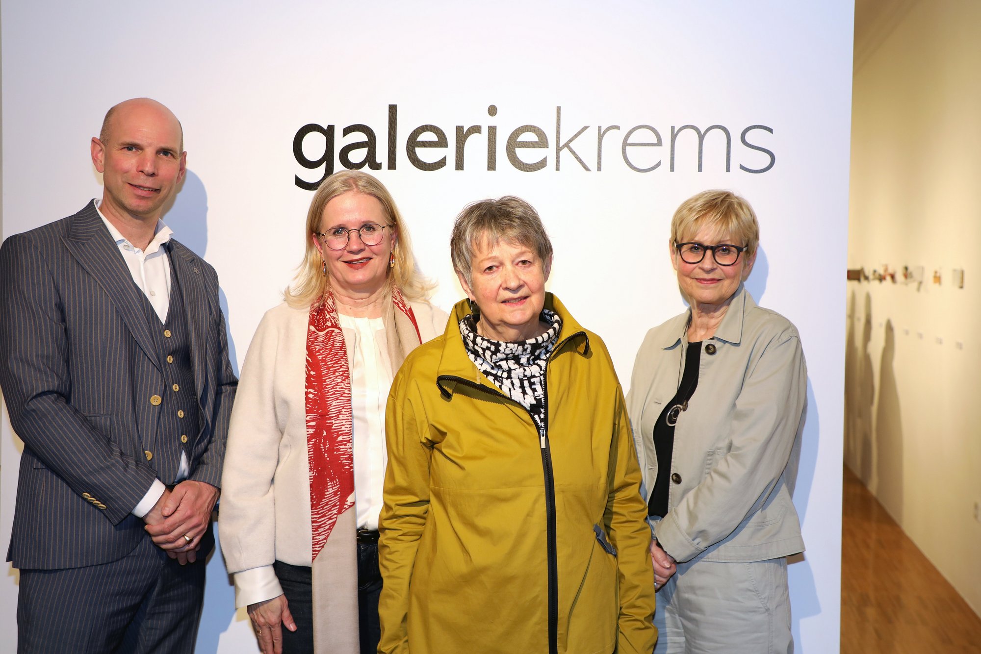 Elisabeth Homar-Zogmayer fasziniert in galeriekrems 