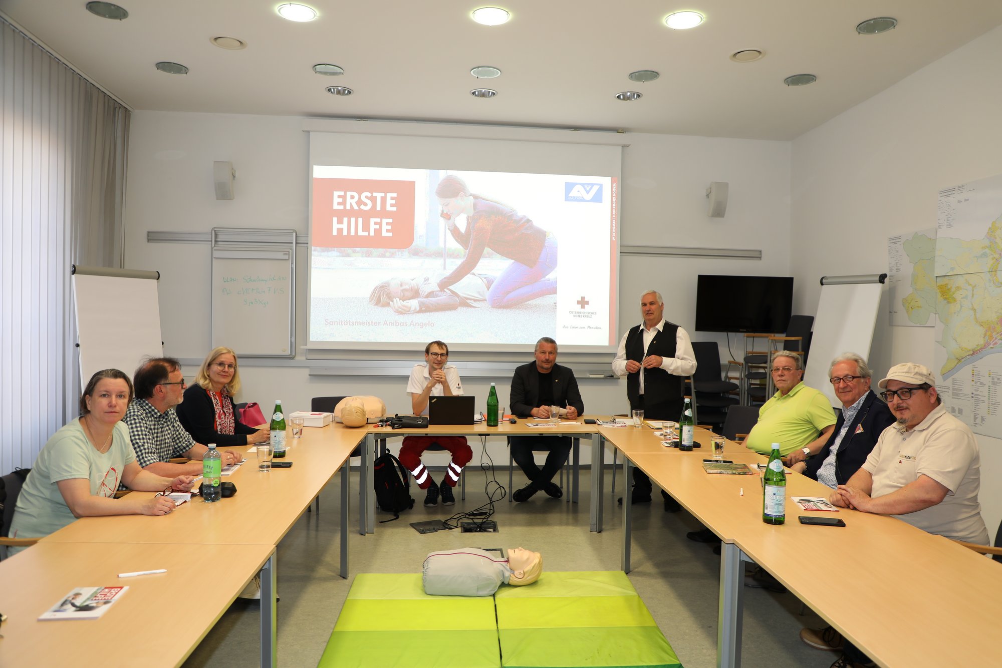 Bürgermeister und Gemeinderat setzen auf erste Hilfe