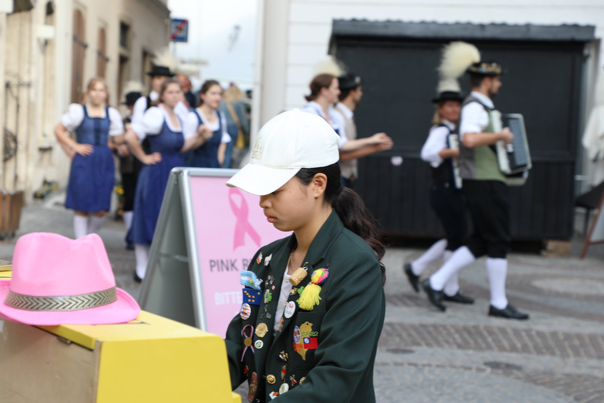 Krems unterstützt Pink-Ribbon-Aktion