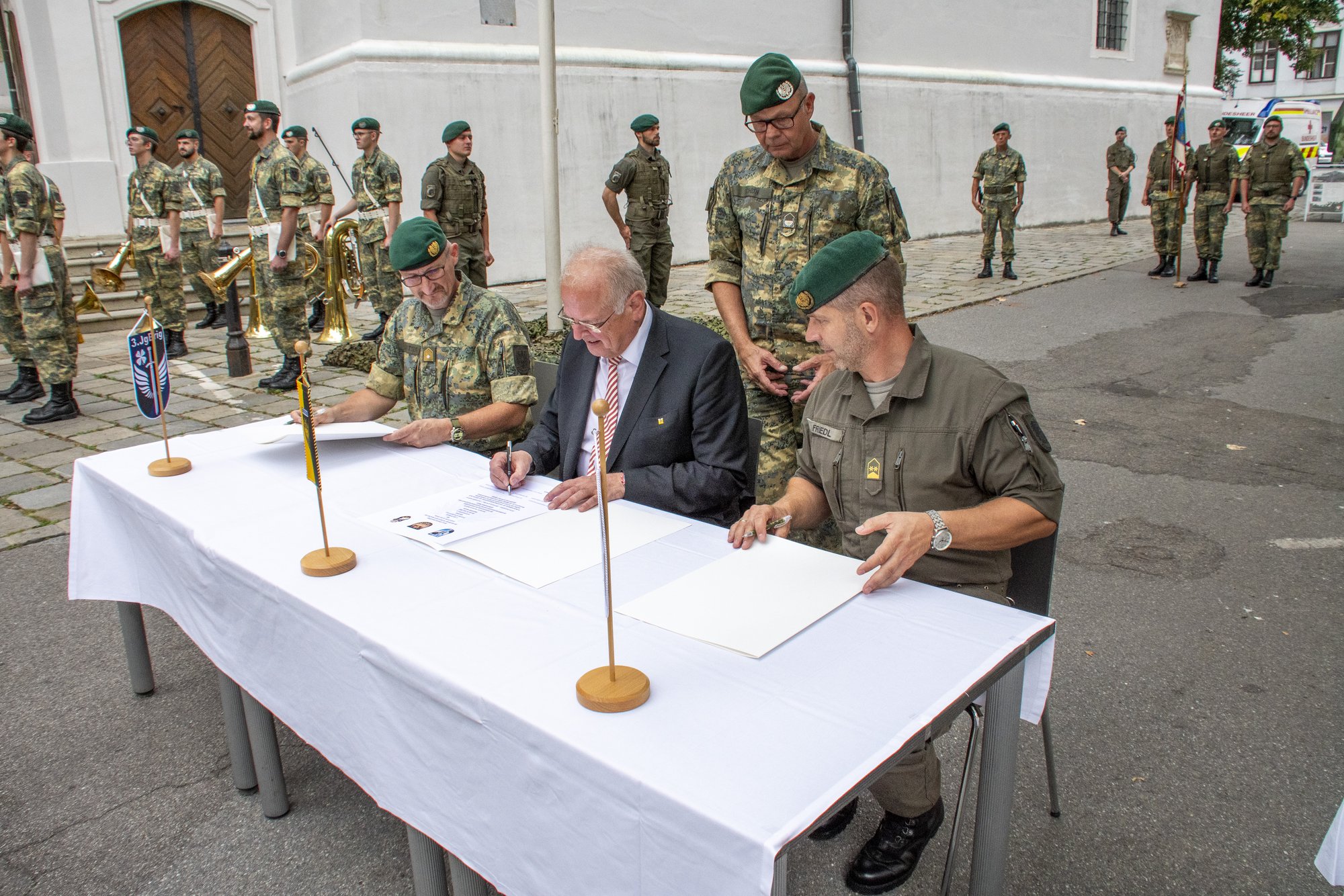 Festakt 40 Jahre Partnerschaft - Stadt Krems & 3. Jägerbrigade & Stabsbataillon 3