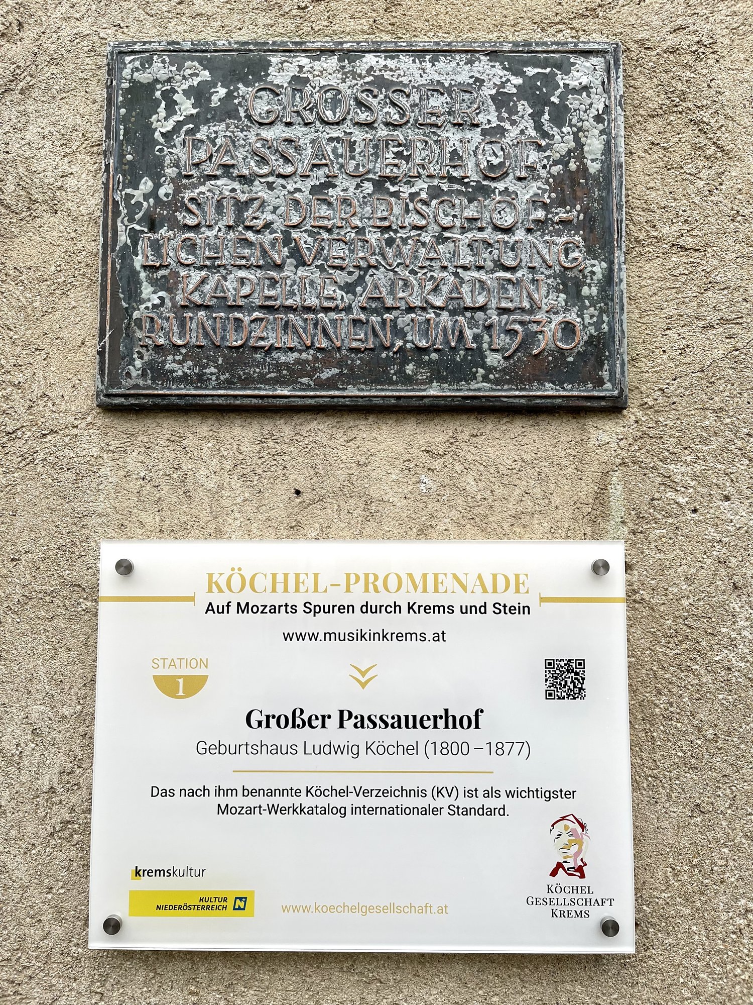 Hinweisschilder für Köchel-Promenade „Auf Mozarts Spuren“