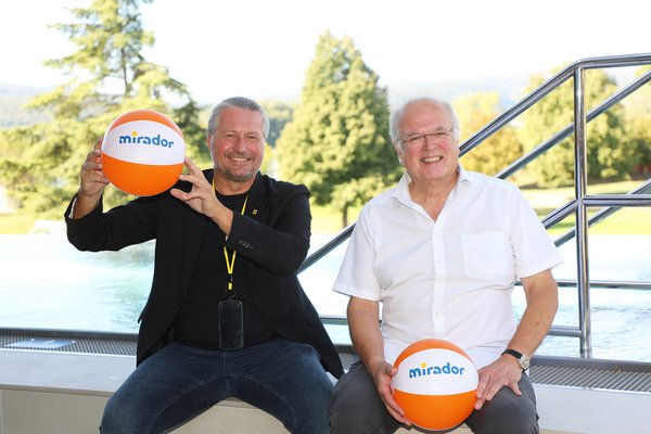 Neues Kremser Sport- und Freizeitbad mit großem Andrang eröffnet