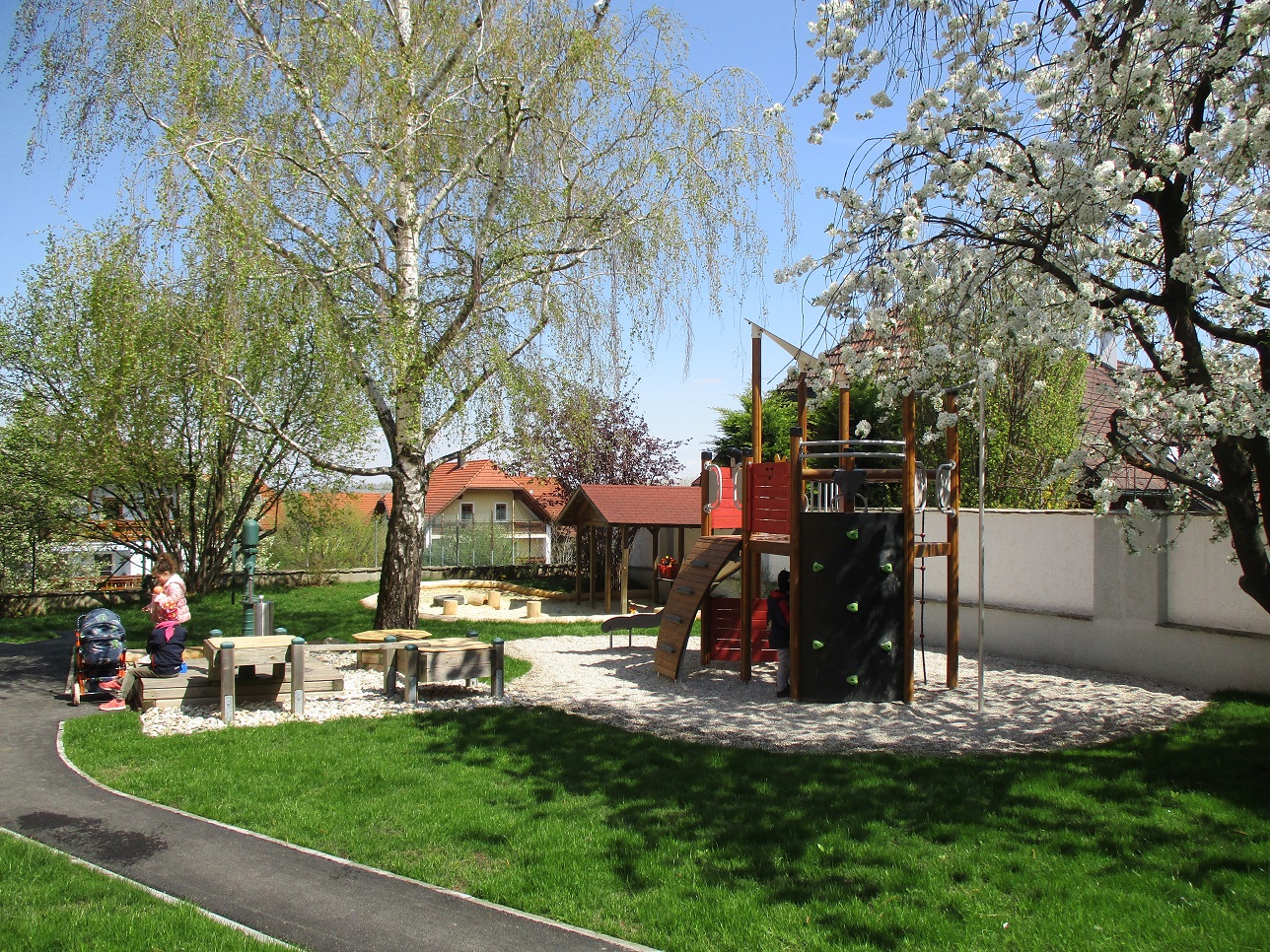 Gartenansicht Kindergarten Brunnkirchen